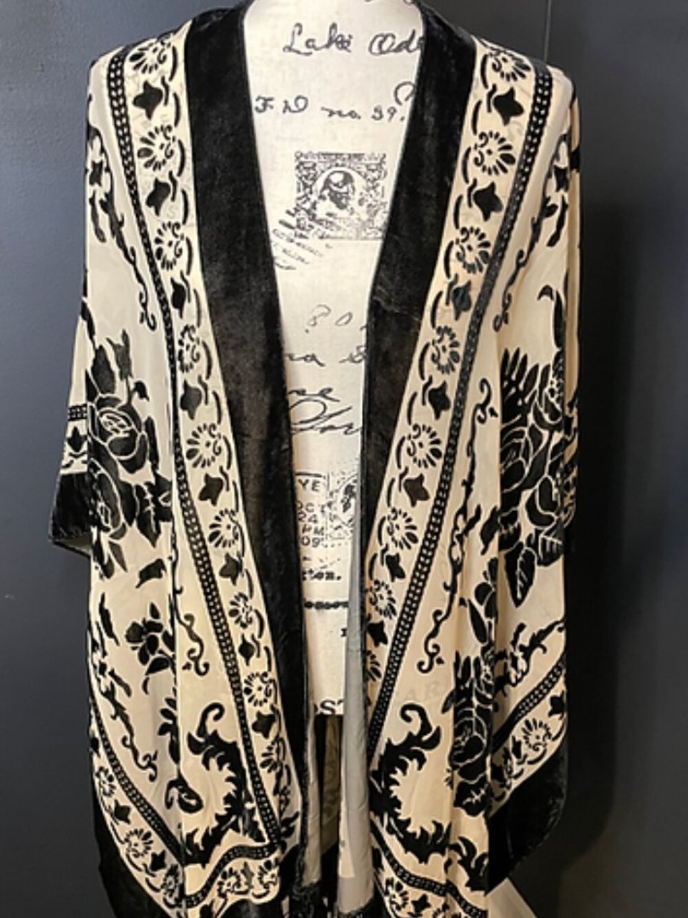 Three Bird Nest Kimono